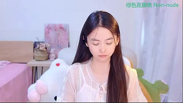Snapshot of CN-Babycat chatting on June 5, 3:35 am CN-Babycat online show from June 5, 3:35 am