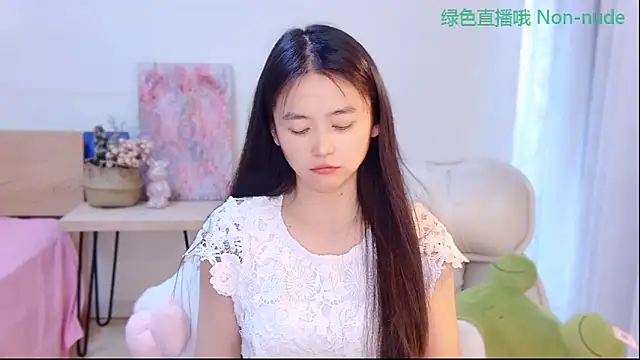 Snapshot of CN-Babycat chatting on June 11, 2:11 am CN-Babycat online show from June 11, 2:11 am