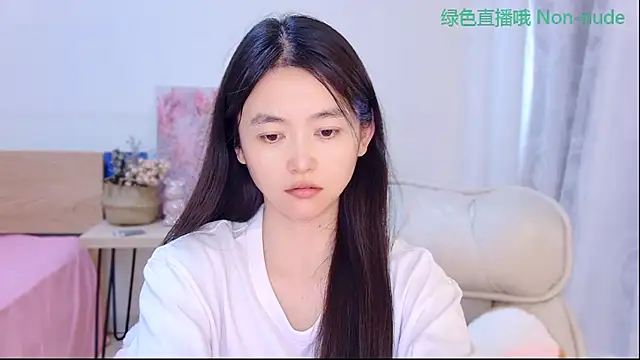 Snapshot of CN-Babycat chatting on June 23, 3:37 am CN-Babycat online show from June 23, 3:37 am