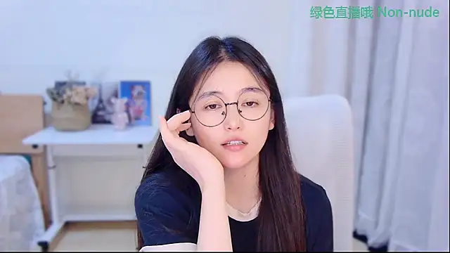 Snapshot of CN-Babycat chatting on July 8, 3:27 pm CN-Babycat online show from July 8, 3:27 pm