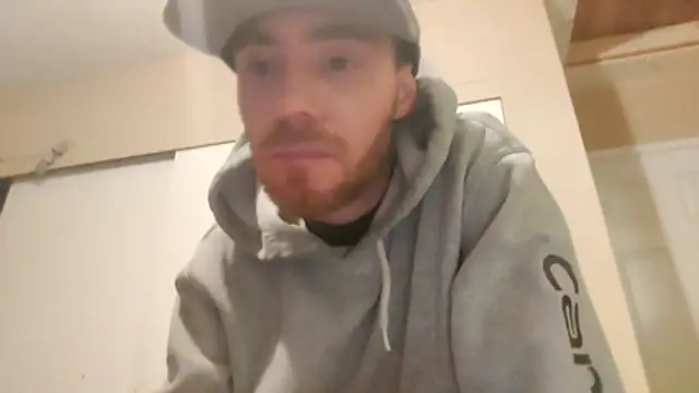 Snapshot of Huntzg23 chatting on February 3, 6:00 am Huntzg23 online show from February 3, 6:00 am