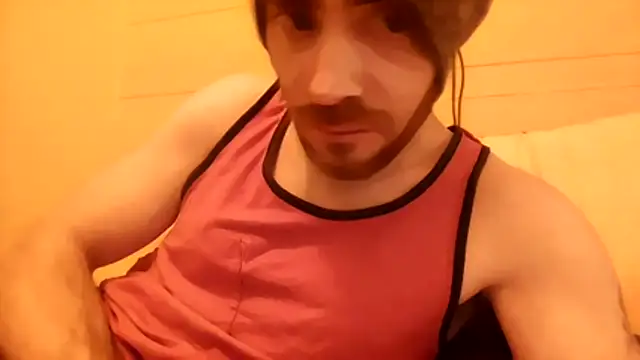 Snapshot of Huntzg23 chatting on February 13, 10:33 am Huntzg23 online show from February 13, 10:33 am