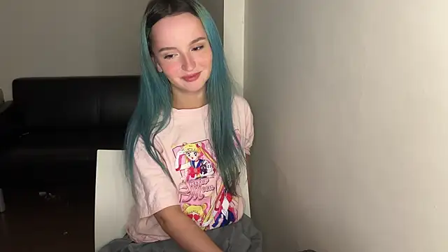 bumble bee online show from March 10, 2:05 pm