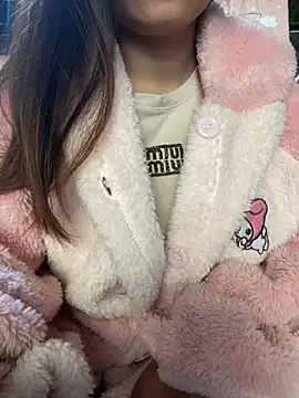 Snapshot of Remy1108 chatting on December 24, 2:43 am Remy1108 online show from December 24, 2:43 am