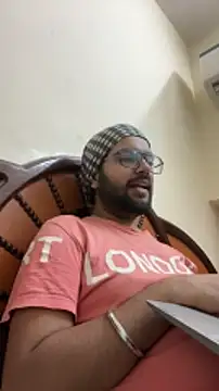 Arsh Loves Luv online show from December 27, 3:37 pm