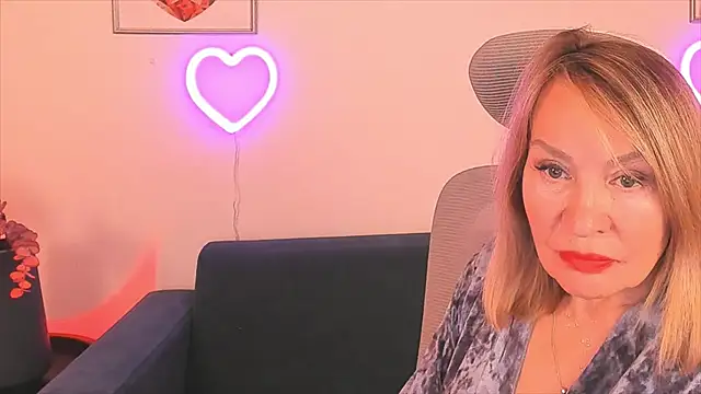 RosalindaFortuna online show from December 26, 2:59 pm