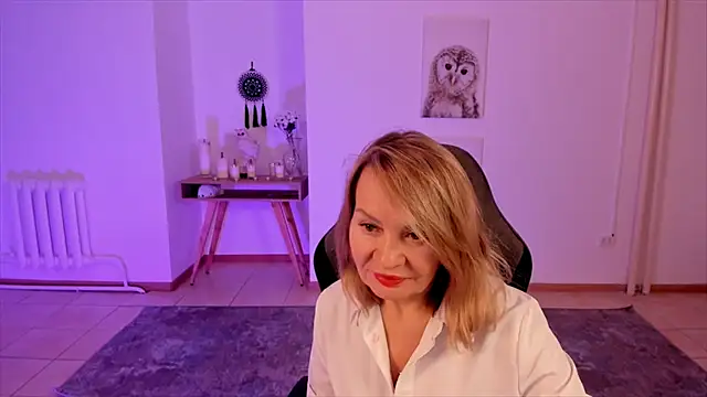 RosalindaFortuna online show from January 15, 2:13 pm