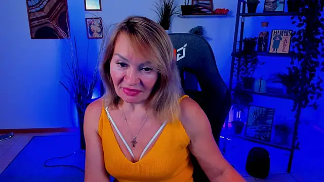 RosalindaFortuna online show from January 17, 10:44 am