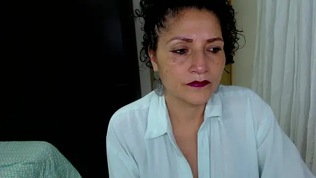 arianna ros3 online show from June 7, 1:21 am