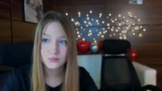 playful sophie online show from March 3, 9:59 pm