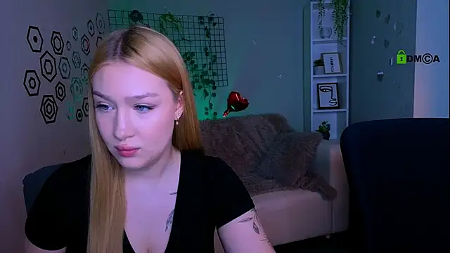 playful sophie online show from March 11, 8:26 pm