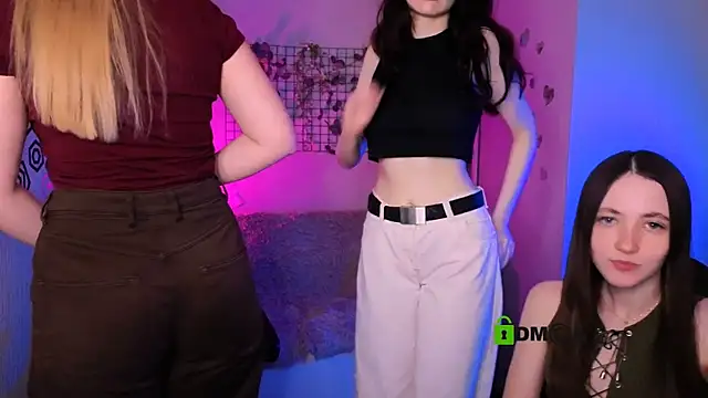 playful sophie online show from May 31, 7:26 pm
