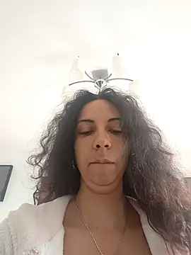 naughty69curls online show from November 16, 9:04 am