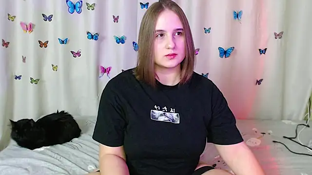 Phantommira online show from January 13, 9:09 pm