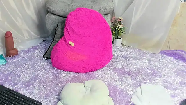 evaFiore online show from December 20, 7:21 pm