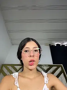 evaFiore online show from June 10, 6:29 pm