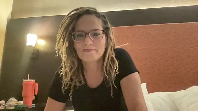 skarfos1babe69 online show from December 27, 7:35 pm