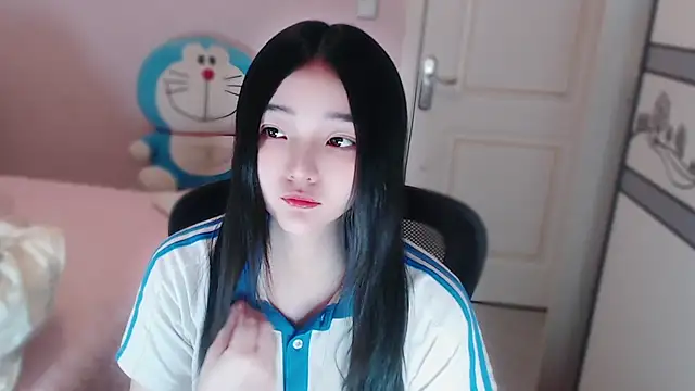 xiao-xiao-D online show from November 18, 4:55 pm