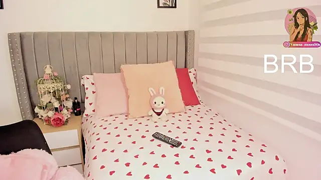 Snapshot of vanesa_moon__ chatting on June 30, 12:55 am vanesa moon online show from June 30, 12:55 am