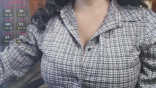 Snapshot of hot_menka chatting on June 16, 9:34 am hot menka online show from June 16, 9:34 am