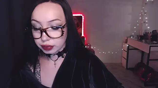 MoranaMissGod online show from December 26, 2:22 am