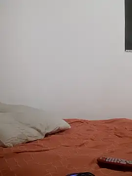 Snapshot of judesmith95 chatting on December 31, 2:40 am judesmith95 online show from December 31, 2:40 am