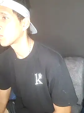 Snapshot of judesmith95 chatting on March 14, 3:58 pm judesmith95 online show from March 14, 3:58 pm