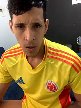 Snapshot of judesmith95 chatting on September 9, 8:41 pm judesmith95 online show from September 9, 8:41 pm