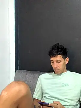 Snapshot of judesmith95 chatting on September 12, 4:18 pm judesmith95 online show from September 12, 4:18 pm