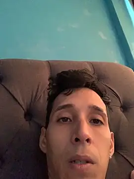 Snapshot of judesmith95 chatting on September 15, 3:34 pm judesmith95 online show from September 15, 3:34 pm