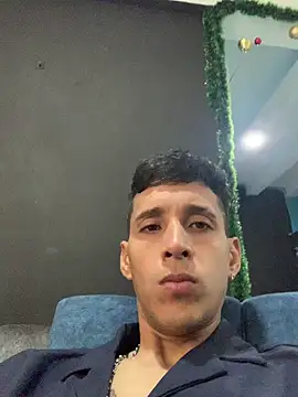 Snapshot of judesmith95 chatting on January 9, 6:53 pm judesmith95 online show from January 9, 6:53 pm