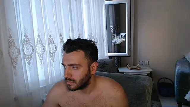 Snapshot of handsomeee04 chatting on June 25, 5:17 pm handsomeee04 online show from June 25, 5:17 pm