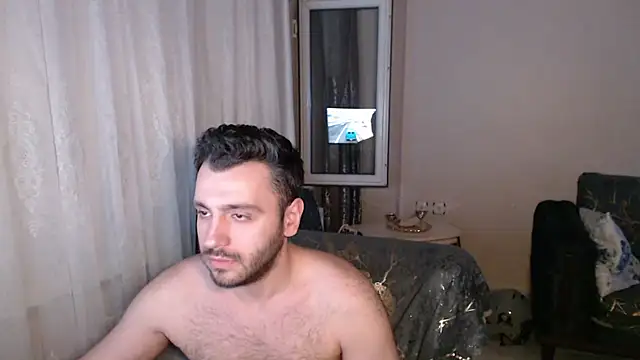 Snapshot of handsomeee04 chatting on July 5, 10:50 pm handsomeee04 online show from July 5, 10:50 pm