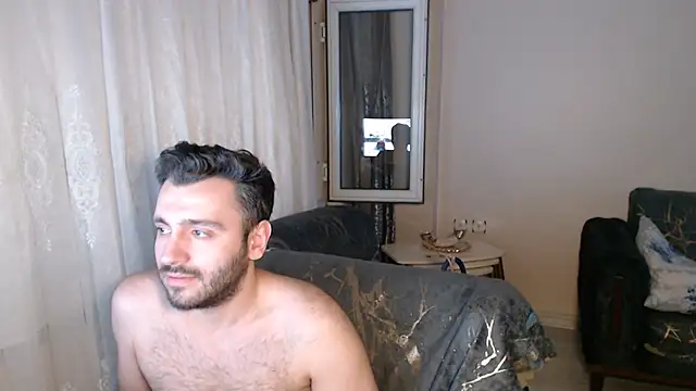 Snapshot of handsomeee04 chatting on July 8, 11:42 pm handsomeee04 online show from July 8, 11:42 pm