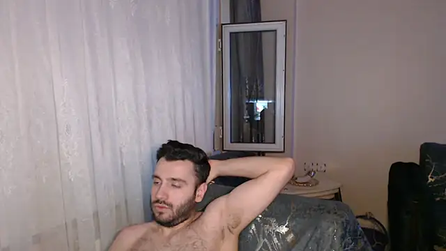 Snapshot of handsomeee04 chatting on July 11, 10:44 pm handsomeee04 online show from July 11, 10:44 pm