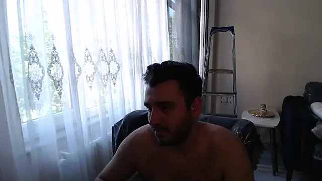 Snapshot of handsomeee04 chatting on July 15, 3:39 pm handsomeee04 online show from July 15, 3:39 pm