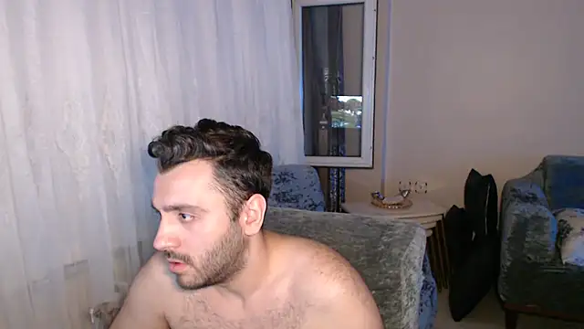 Snapshot of handsomeee04 chatting on July 18, 11:41 pm handsomeee04 online show from July 18, 11:41 pm