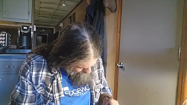 zaneporter46 online show from October 14, 7:47 pm