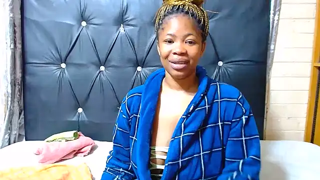 EROTIC BARBIE28 online show from July 21, 5:54 am