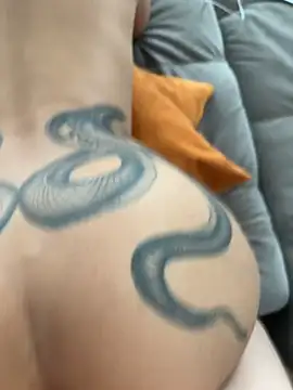 Alexiaa2006 online show from April 12, 7:57 am