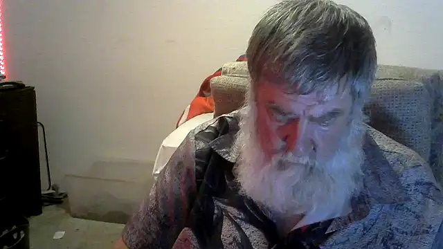 Snapshot of viejo_oso chatting on June 13, 5:27 am viejo oso online show from June 13, 5:27 am
