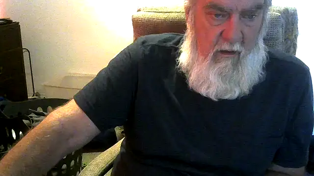 Snapshot of viejo_oso chatting on June 21, 2:41 pm viejo oso online show from June 21, 2:41 pm