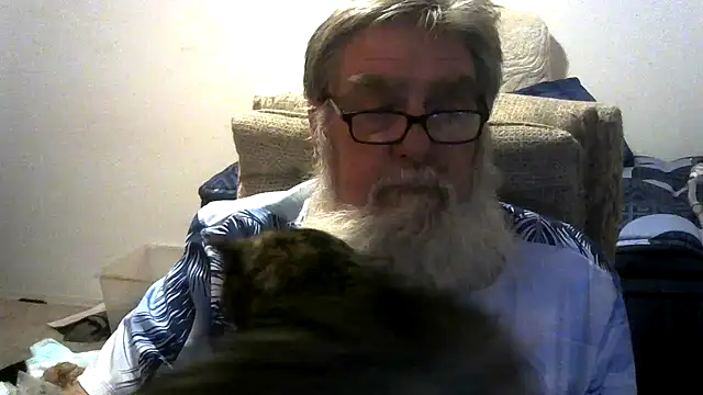 Snapshot of viejo_oso chatting on July 11, 7:33 am viejo oso online show from July 11, 7:33 am