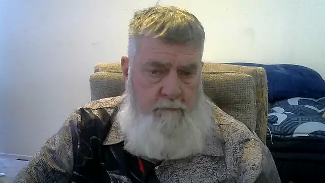Snapshot of viejo_oso chatting on July 25, 3:53 pm viejo oso online show from July 25, 3:53 pm