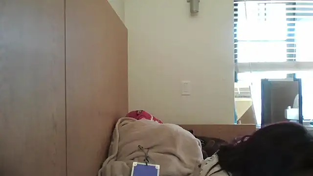 Dnasty408 online show from November 4, 3:22 pm