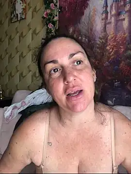 BELLAMORGANE1 online show from May 9, 9:36 am