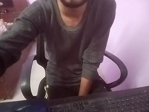 Snapshot of IamRentedBoybfriend chatting on December 17, 1:55 am IamRentedBoybfriend online show from December 17, 1:55 am