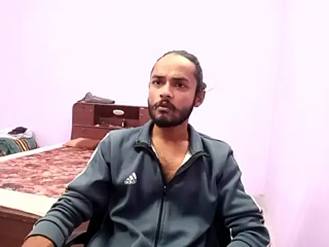 Snapshot of IamRentedBoybfriend chatting on January 13, 1:55 am IamRentedBoybfriend online show from January 13, 1:55 am