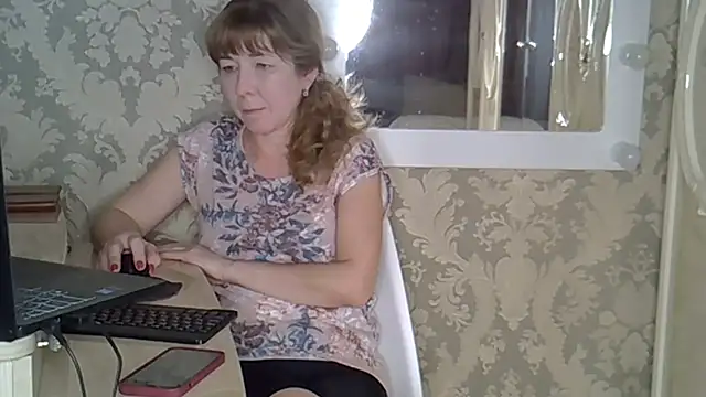 Snapshot of EllaJohnsonX chatting on July 9, 3:49 pm EllaJohnsonX online show from July 9, 3:49 pm