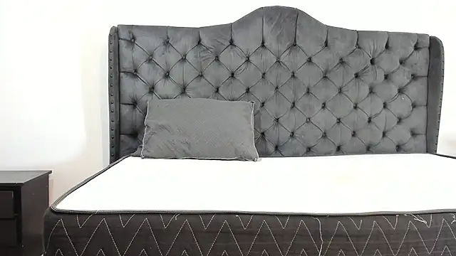 two milkyway online show from September 27, 12:21 pm